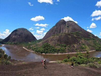 Publicar mi Anuncio Sitio turístico de Colombia Cerros de Mavecure Guainía